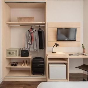 Standard Casal 1 Cama Casal